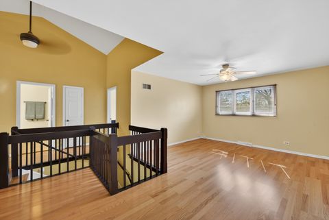 Tiny photo for 1926 Golf View Drive, Bartlett, IL 60103 (MLS # 12611016)