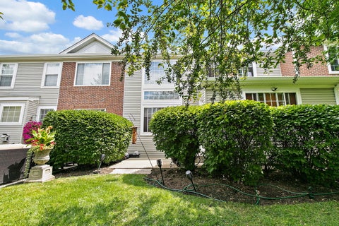 Tiny photo for 244 Lineas Lane #244, Geneva, IL 60134 (MLS # 12751615)