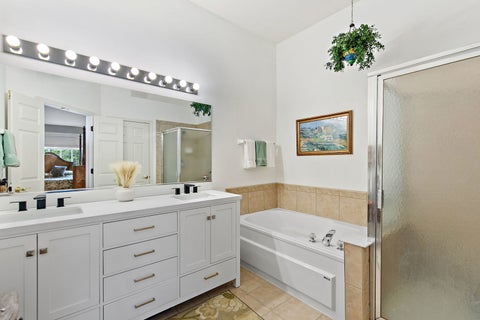 Tiny photo for 244 Lineas Lane #244, Geneva, IL 60134 (MLS # 12751615)