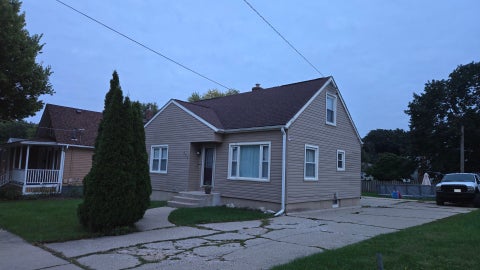 Tiny photo for 673 Orange Street, Elgin, IL 60123 (MLS # 12744972)