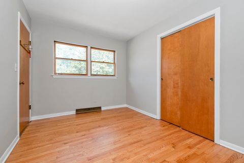 Tiny photo for 493 W Avery Street, Elmhurst, IL 60126 (MLS # 12468124)