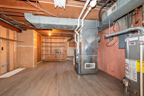 Tiny photo for 493 W Avery Street, Elmhurst, IL 60126 (MLS # 12468124)