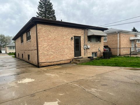 Tiny photo for 600 Escanaba Avenue, Calumet City, IL 60409 (MLS # 12634689)