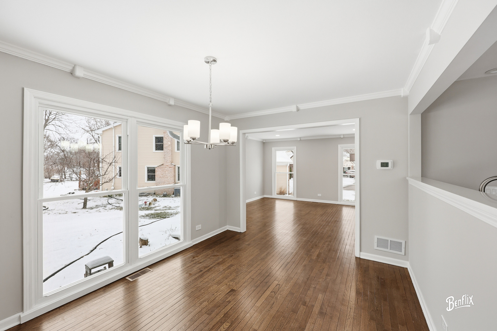 1005 Cooper Court