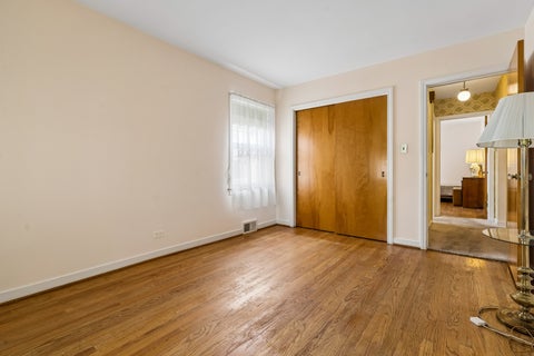 Tiny photo for 5618 N Kenneth Avenue, Chicago, IL 60646 (MLS # 12748743)