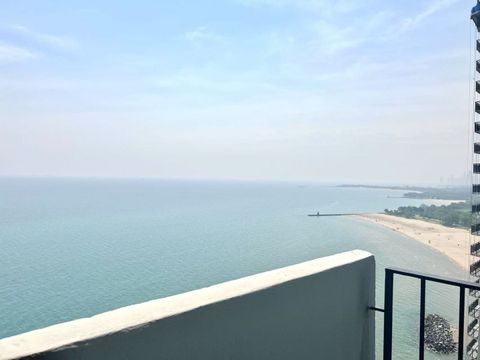 Tiny photo for 6033 N SHERIDAN Road #27C, Chicago, IL 60660 (MLS # 12418585)