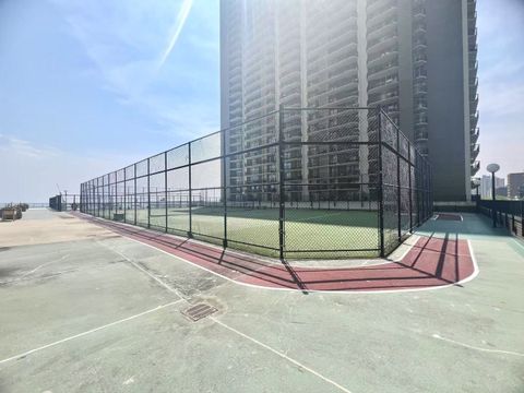 Tiny photo for 6033 N SHERIDAN Road #27C, Chicago, IL 60660 (MLS # 12418585)