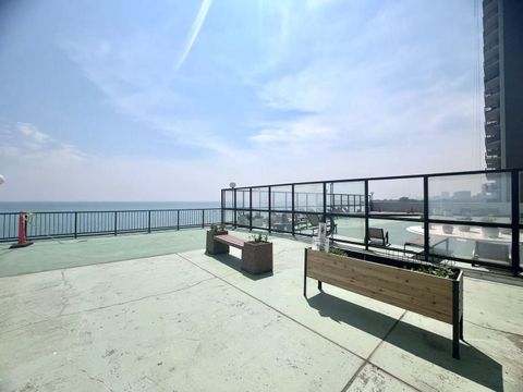 Tiny photo for 6033 N SHERIDAN Road #27C, Chicago, IL 60660 (MLS # 12418585)