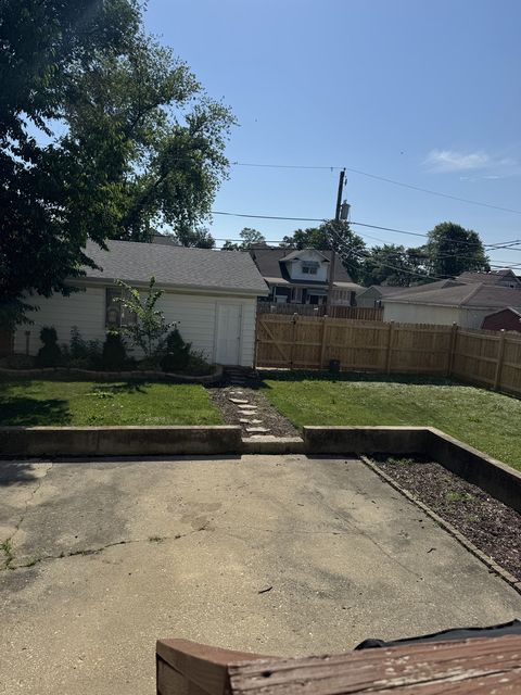 Tiny photo for 1108 Oakland Avenue, Joliet, IL 60435 (MLS # 12437578)