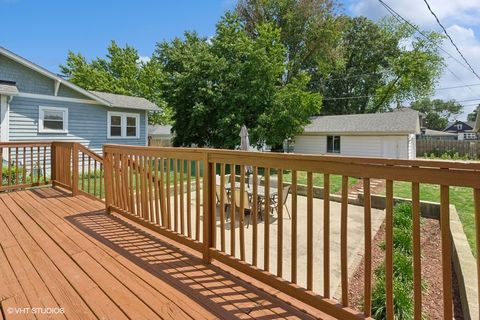 Tiny photo for 1108 Oakland Avenue, Joliet, IL 60435 (MLS # 12437578)