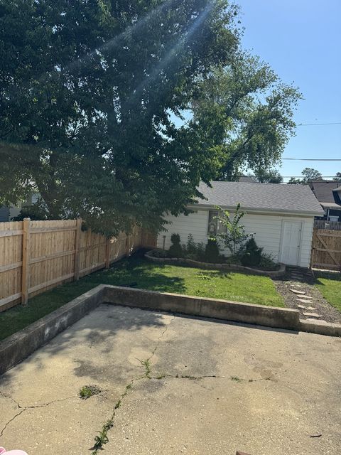 Tiny photo for 1108 Oakland Avenue, Joliet, IL 60435 (MLS # 12437578)
