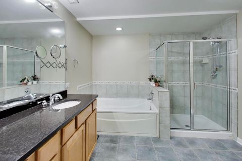 Tiny photo for 445 Village Green #207, Lincolnshire, IL 60069 (MLS # 12622872)