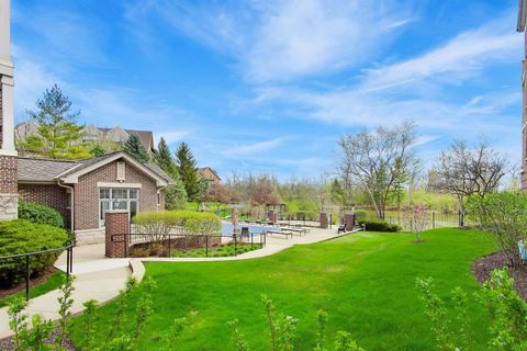 Tiny photo for 445 Village Green #207, Lincolnshire, IL 60069 (MLS # 12622872)