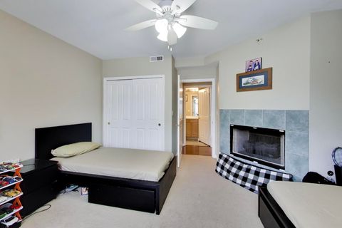 Tiny photo for 445 Village Green #207, Lincolnshire, IL 60069 (MLS # 12622872)
