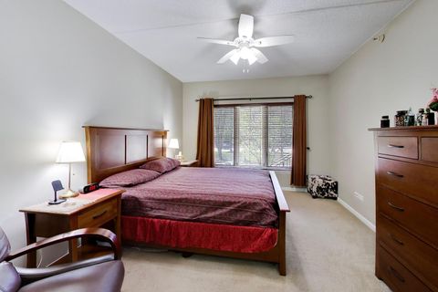Tiny photo for 445 Village Green #207, Lincolnshire, IL 60069 (MLS # 12622872)
