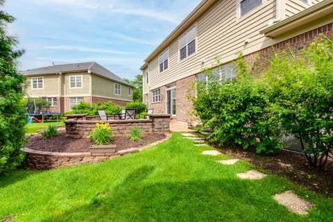 Tiny photo for 312 Camargo Court, Vernon Hills, IL 60061 (MLS # 12694686)