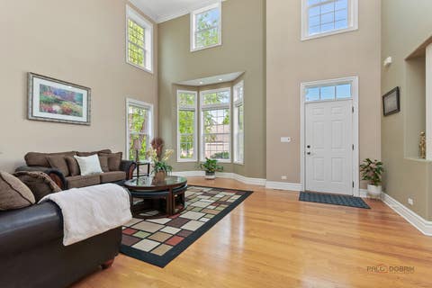 Tiny photo for 312 Camargo Court, Vernon Hills, IL 60061 (MLS # 12694686)