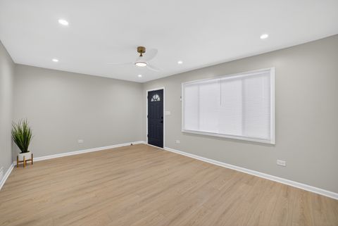 Tiny photo for 525 N Springfield Avenue, Chicago, IL 60624 (MLS # 12571042)