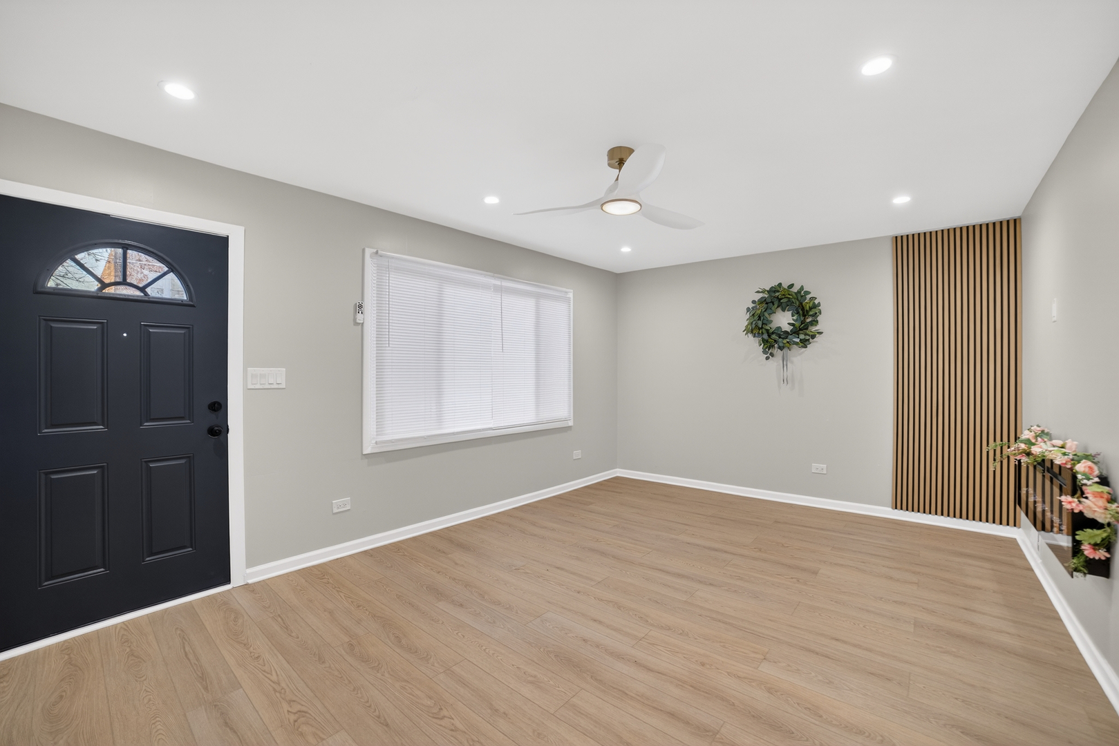 525 N Springfield Avenue