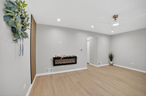 Tiny photo for 525 N Springfield Avenue, Chicago, IL 60624 (MLS # 12571042)