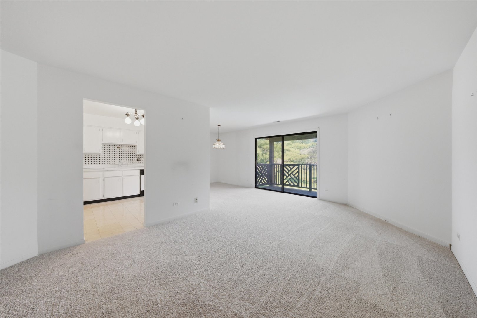 1720 Lakecliffe Drive 4305-C