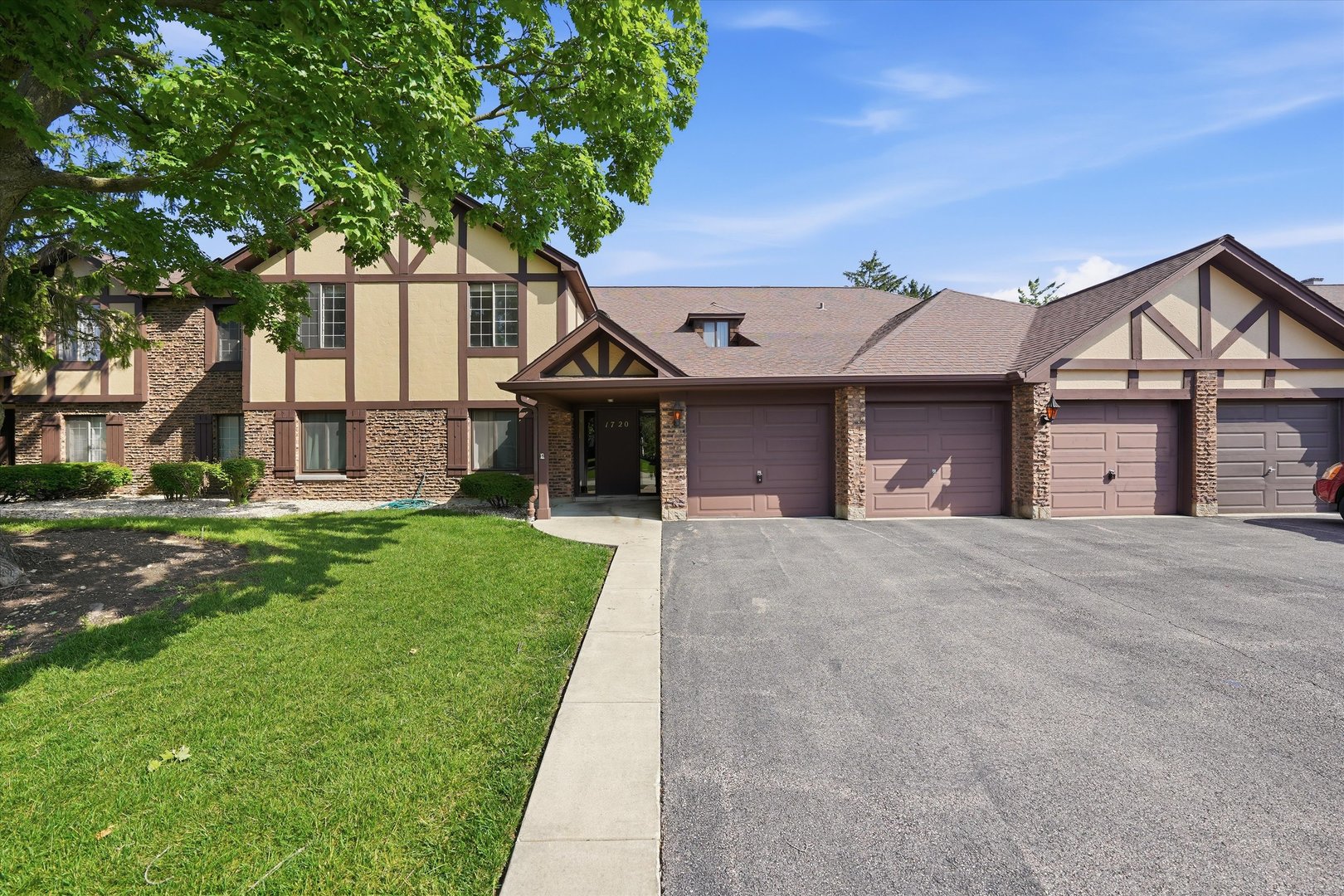 1720 Lakecliffe Drive 4305-C