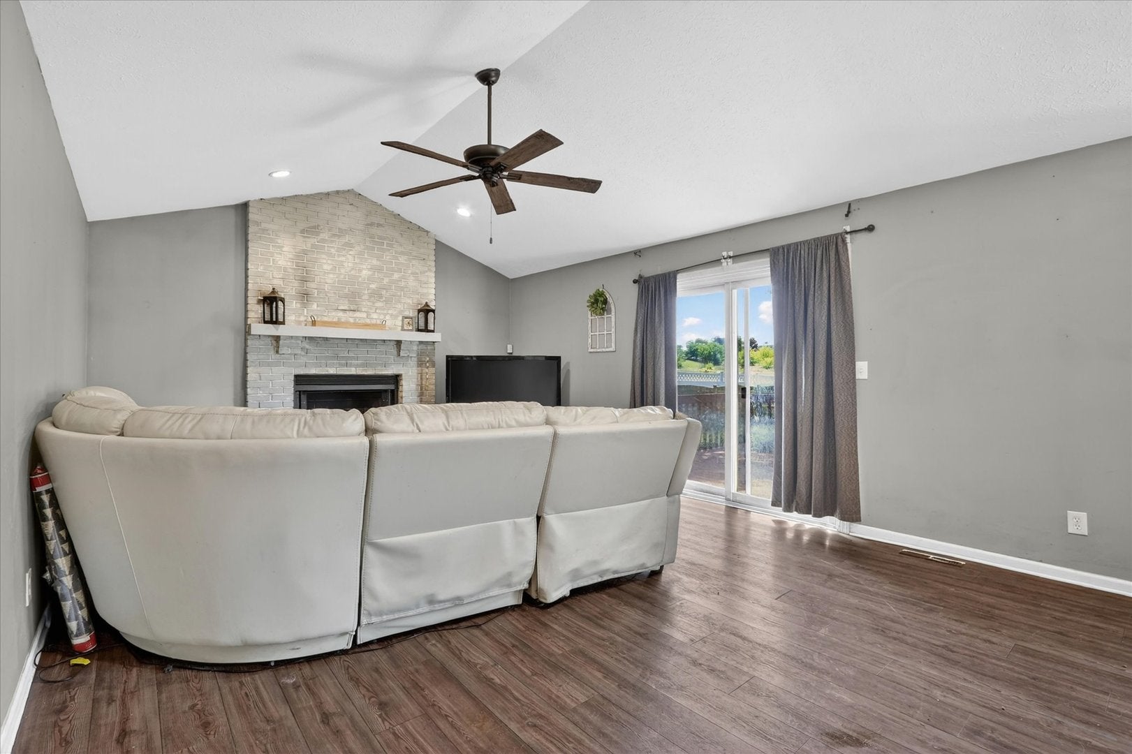3296 N Trainer Road