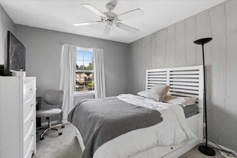 Tiny photo for 17193 W Cunningham Court, Libertyville, IL 60048 (MLS # 12751030)