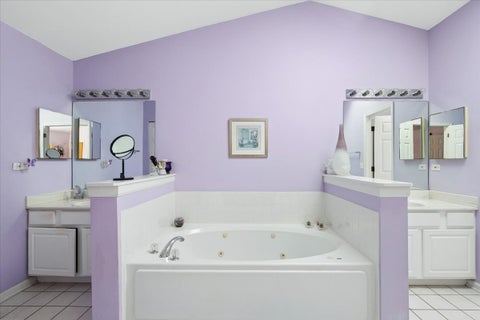 Tiny photo for 17193 W Cunningham Court, Libertyville, IL 60048 (MLS # 12751030)
