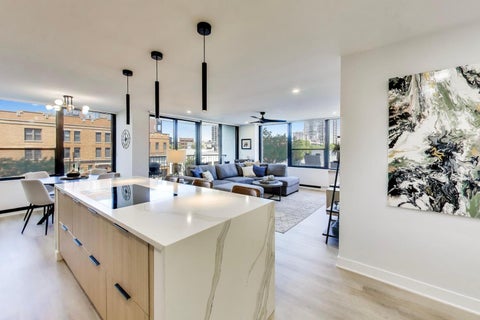 Tiny photo for 1560 N Sandburg Terrace #315J, Chicago, IL 60610 (MLS # 12688082)