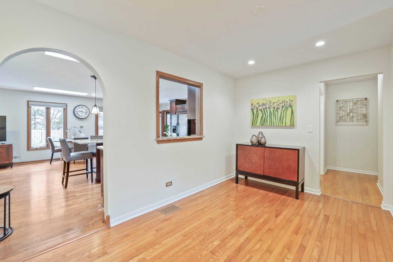 204 Hillside Court