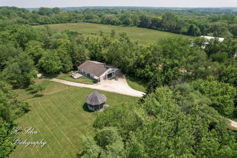 8106 Maple Street Marengo IL 60152