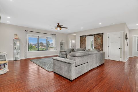 Tiny photo for 801 W Daisy Place, Coal City, IL 60416 (MLS # 12483225)