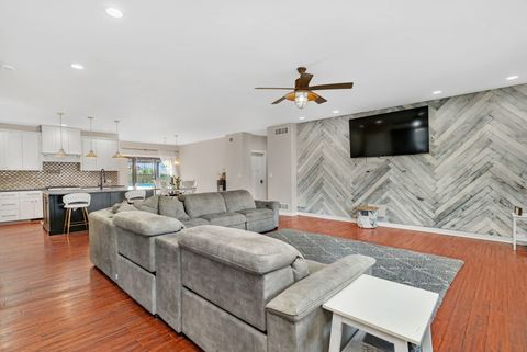Tiny photo for 801 W Daisy Place, Coal City, IL 60416 (MLS # 12483225)