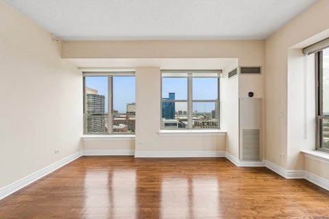 Tiny photo for 1717 S PRAIRIE Avenue #2206, Chicago, IL 60616 (MLS # 12684222)