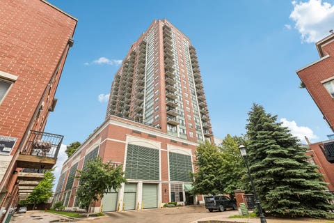 Photo of 1717 S PRAIRIE Avenue #2206, Chicago, IL 60616 (MLS # 12684222)