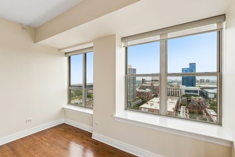 Tiny photo for 1717 S PRAIRIE Avenue #2206, Chicago, IL 60616 (MLS # 12684222)