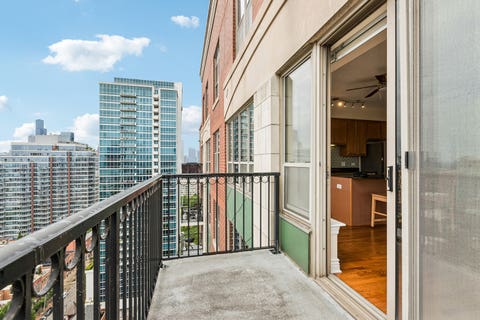 Tiny photo for 1717 S PRAIRIE Avenue #2206, Chicago, IL 60616 (MLS # 12684222)