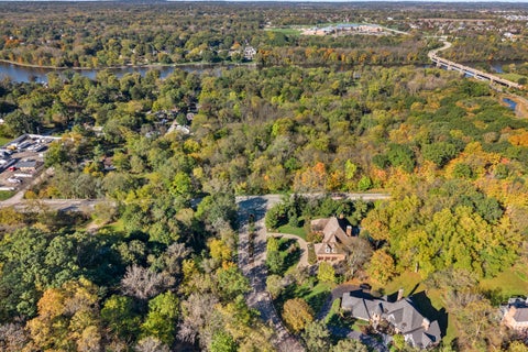 Tiny photo for 602 Fox Glen Drive, St. Charles, IL 60174 (MLS # 12786555)