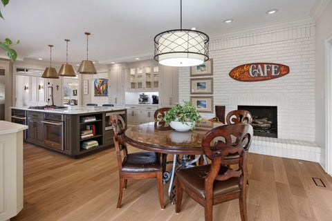 Tiny photo for 602 Fox Glen Drive, St. Charles, IL 60174 (MLS # 12786555)