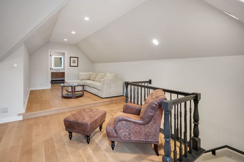 Tiny photo for 602 Fox Glen Drive, St. Charles, IL 60174 (MLS # 12786555)