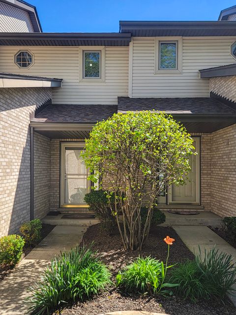 Tiny photo for 11127 Shenandoah Drive, Orland Park, IL 60467 (MLS # 12586977)
