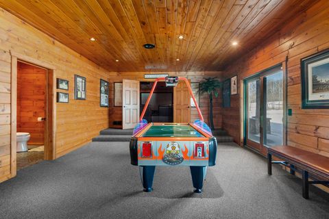 Tiny photo for 17700 Streit Road, Harvard, IL 60033 (MLS # 12598163)