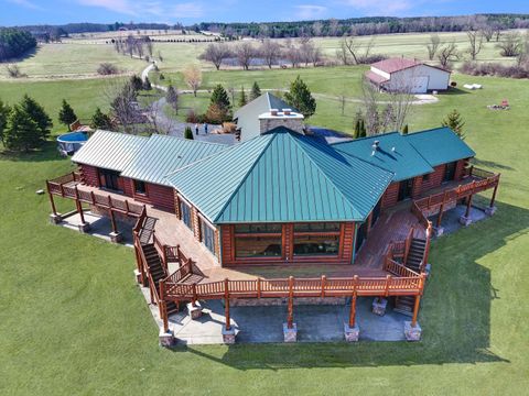 17700 Streit Road Harvard IL 60033