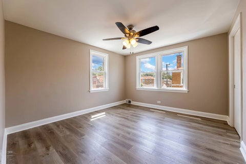 Tiny photo for 1027 Bellwood Avenue #f, Bellwood, IL 60104 (MLS # 12694548)