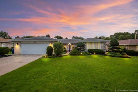 Tiny photo for 9213 S 83rd Court, Hickory Hills, IL 60457 (MLS # 12724332)