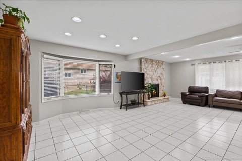 Tiny photo for 9213 S 83rd Court, Hickory Hills, IL 60457 (MLS # 12724332)