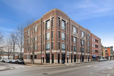 Photo of 1550 N Bell Avenue #2B, Chicago, IL 60647 (MLS # 12564104)