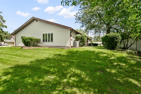 Tiny photo for 16400 Sherwood Drive, Orland Park, IL 60462 (MLS # 12743233)