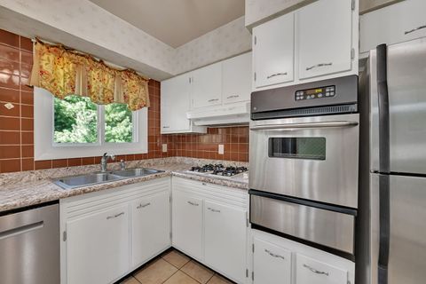 Tiny photo for 25641 S Oakview Court, Channahon, IL 60410 (MLS # 12401572)
